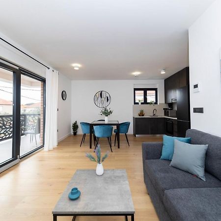 Apartment Marianne , Parking Free , 2 Bedroom & 2 Bathroom , Modern & Cozy Zadar Exterior foto