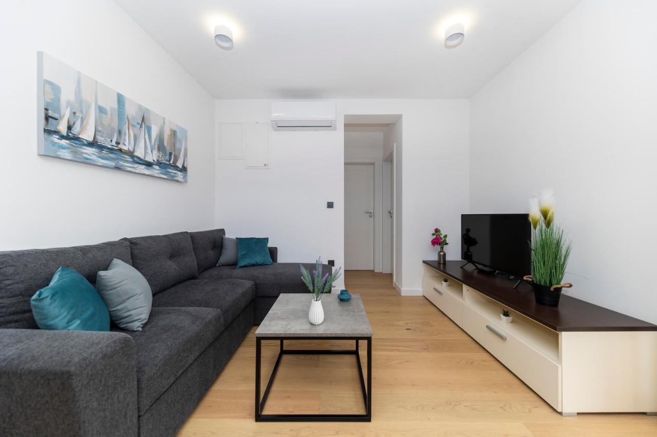 Apartment Marianne , Parking Free , 2 Bedroom & 2 Bathroom , Modern & Cozy Zadar Exterior foto